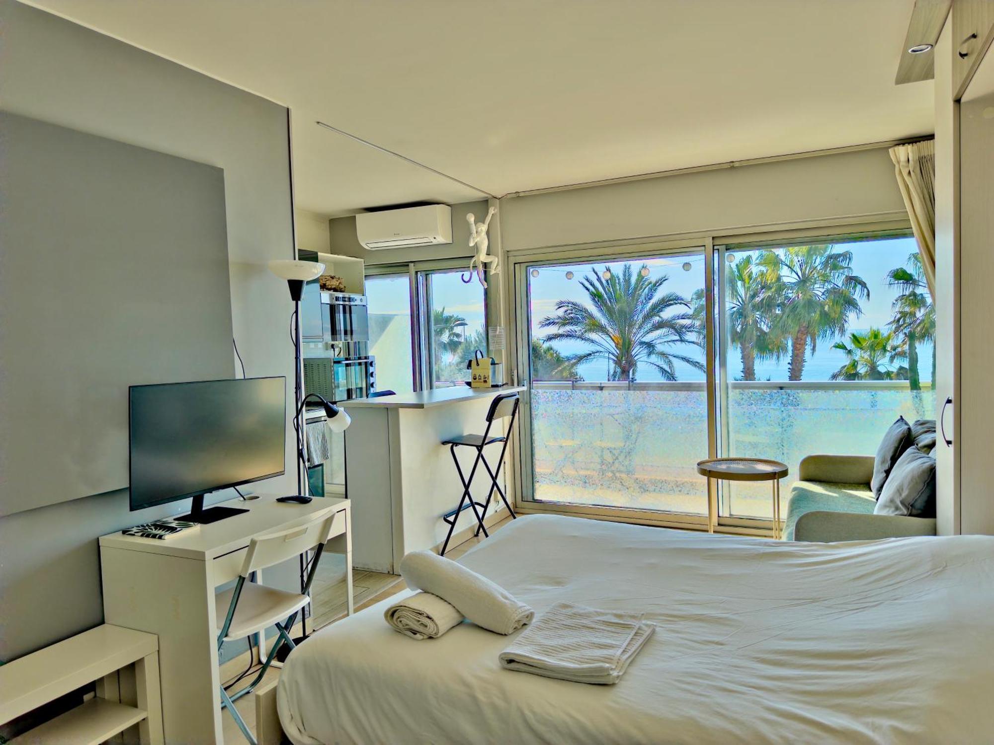 Panoramic Sea View Studio 24H Checkin Cagnes-sur-Mer Ngoại thất bức ảnh
