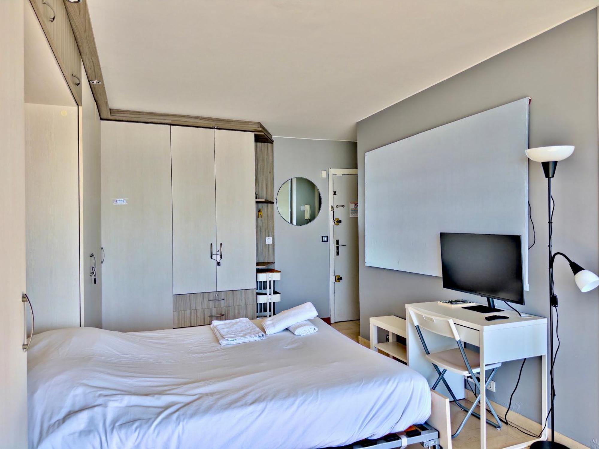 Panoramic Sea View Studio 24H Checkin Cagnes-sur-Mer Ngoại thất bức ảnh